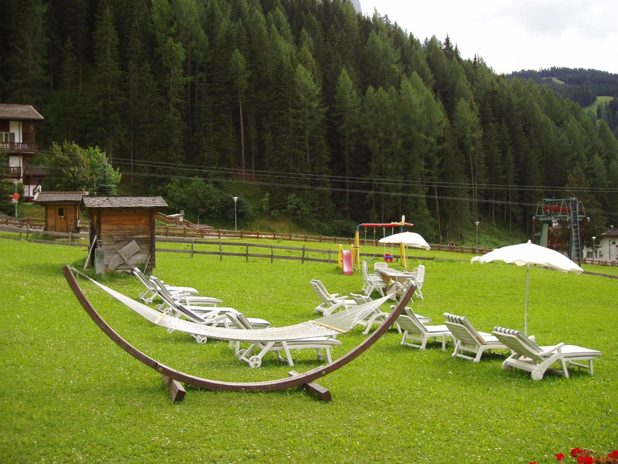 Hotel Alaska Selva di Val Gardena Eksteriør bilde