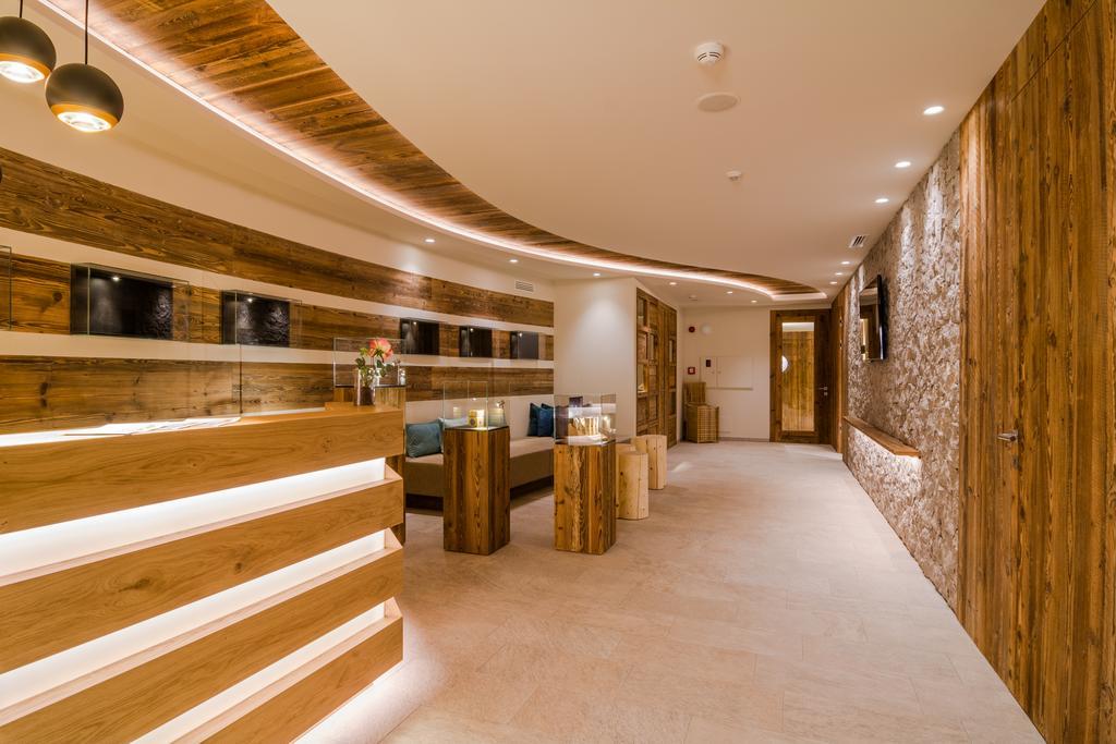 Hotel Alaska Selva di Val Gardena Eksteriør bilde