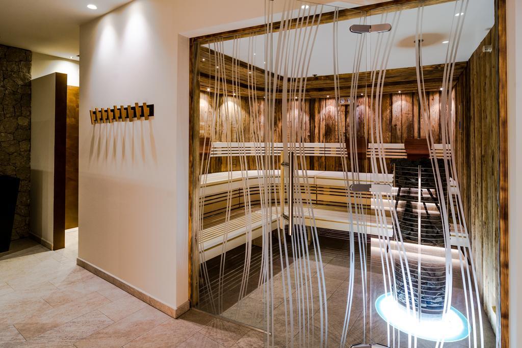 Hotel Alaska Selva di Val Gardena Eksteriør bilde