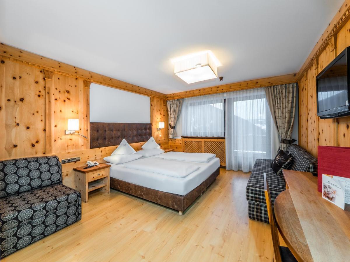 Hotel Alaska Selva di Val Gardena Eksteriør bilde